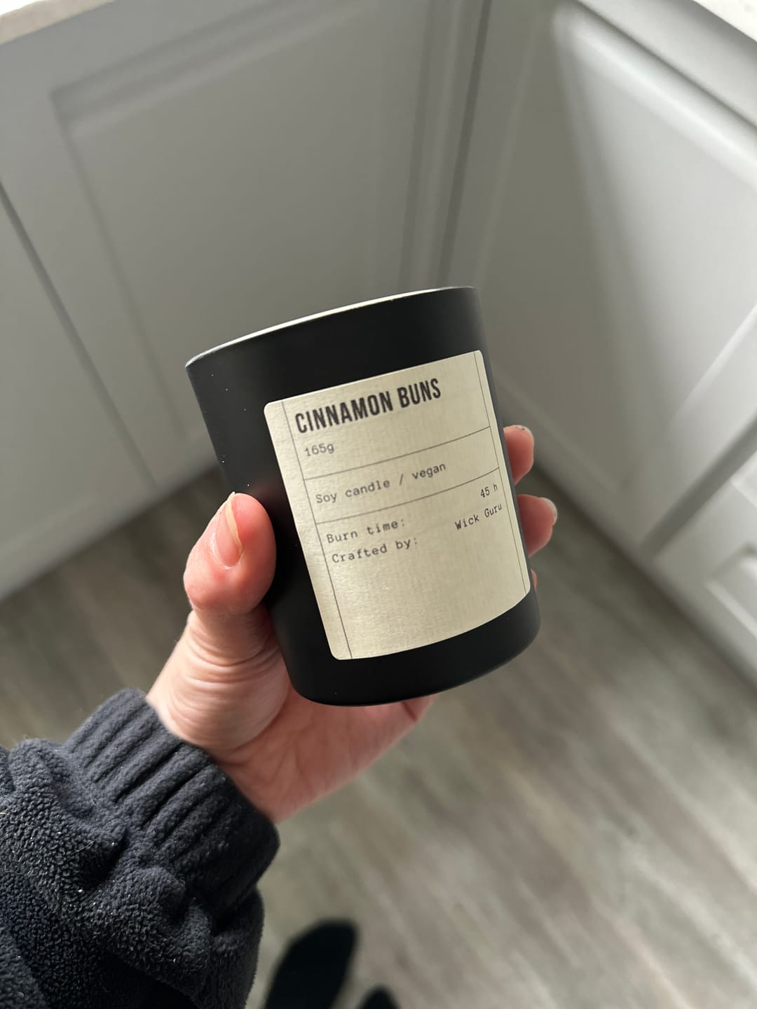 Customer photo review of Cinnamon Buns Candle