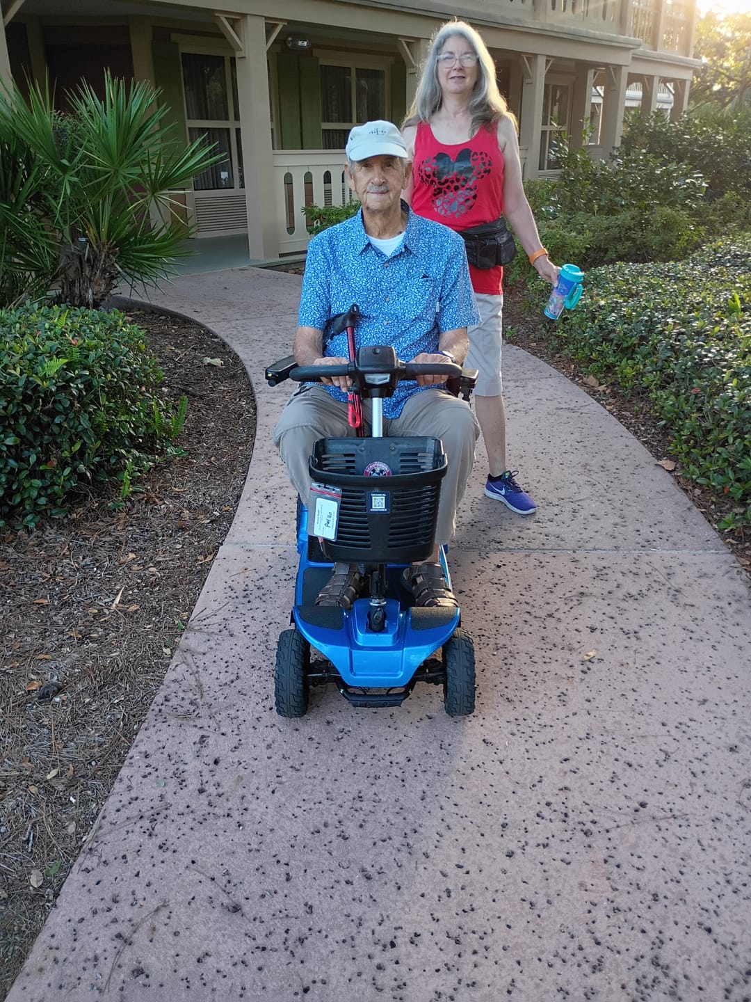 Customer photo review of Multiday Rental 4 Wheel 400 Pound Capacity Scooter