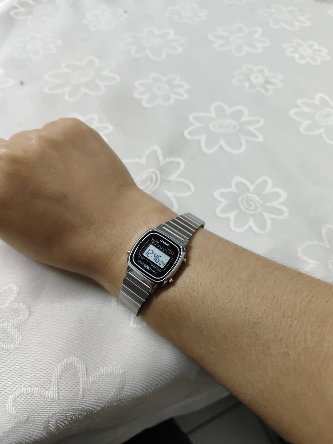 Customer photo review of Reloj Casio Vintage LA670WA-1DF Plateado Mini