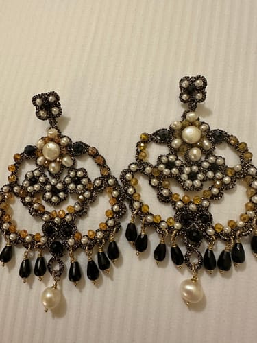 Customer photo review of Orecchini Campanula caramello (mono)