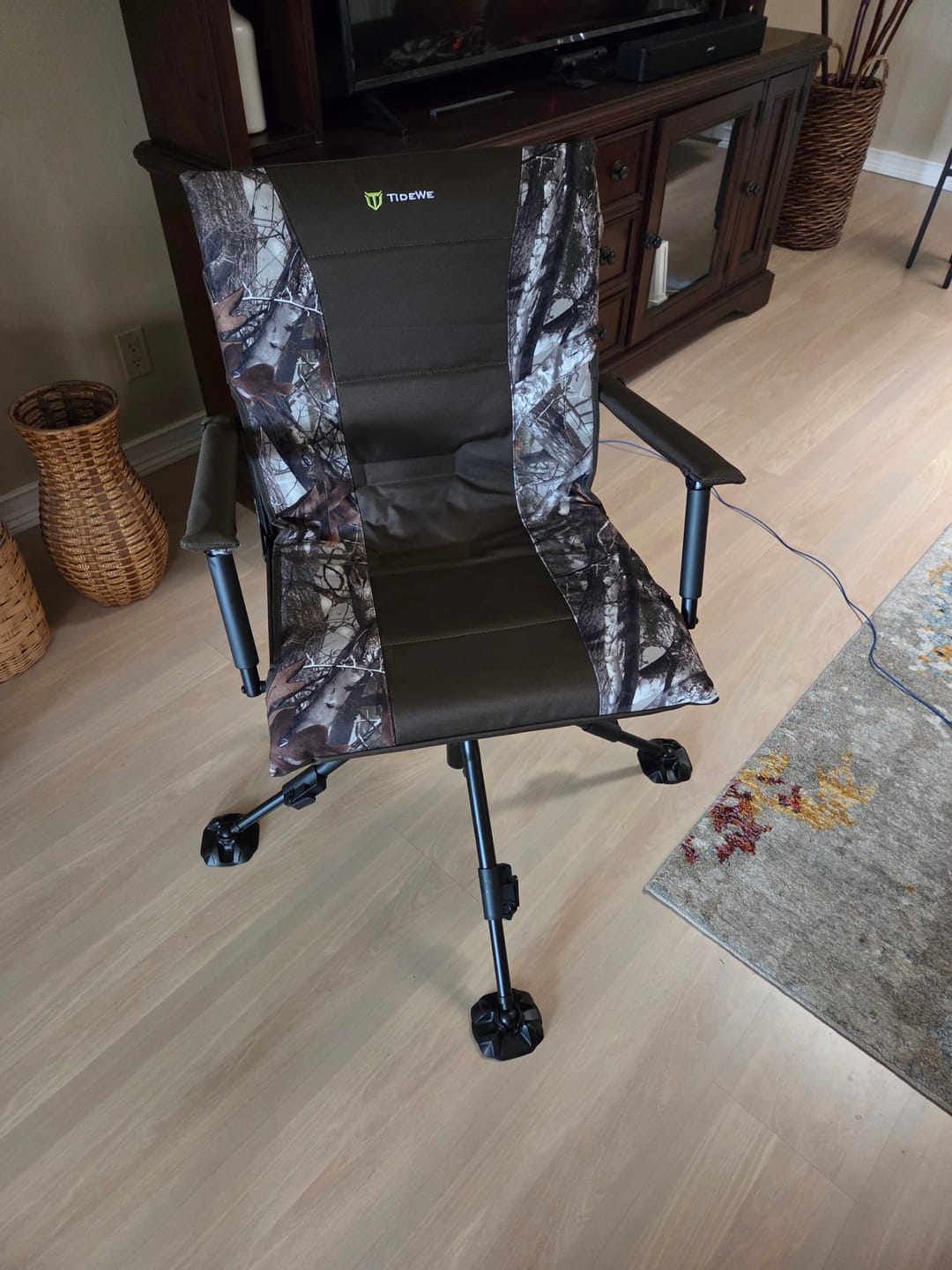 Customer photo review of Heated Hunting Chair Adjustable Height 360°  Swivel Blind Chair With Armrests