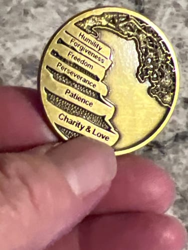 Customer photo review of Wisdom Tree 12 Steps/Principles AA Bronze Recovery Medallion