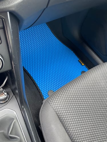 Customer photo review of Auto Fußmatten nach Maß - Komplettset