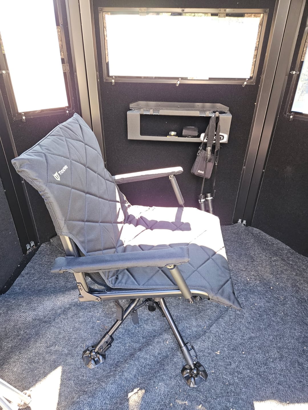 Customer photo review of Hunting Chair Adjustable Height 360°  Swivel Blind Chair With Armrests
