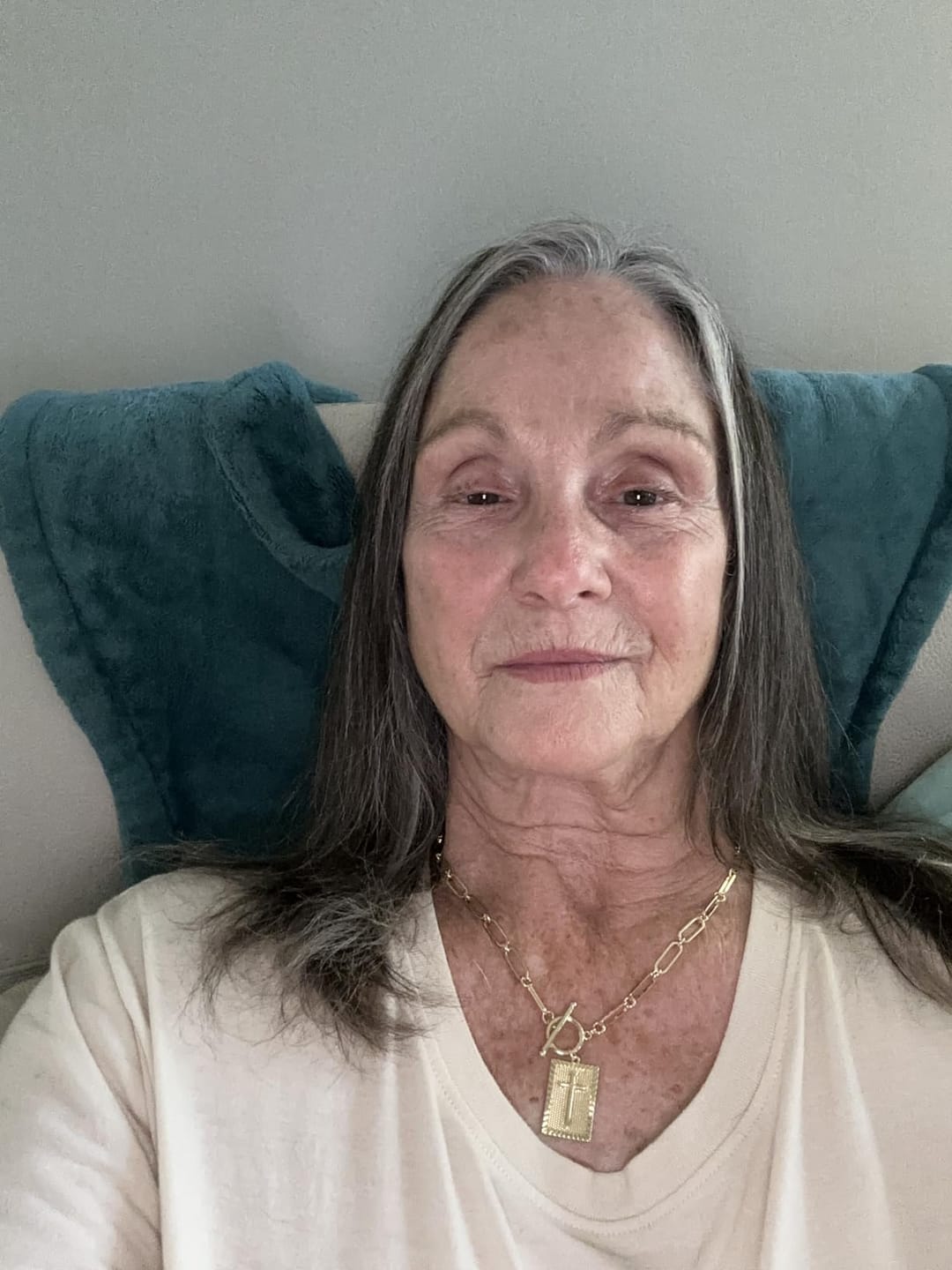 Customer photo review of The Eternal Pendant Necklace