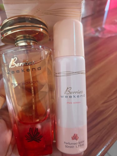 Customer photo review of Berries Weekend pink edition 100ml