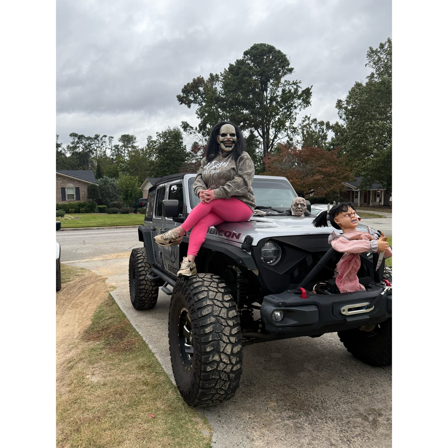 Customer photo review of 80Eighty® DeadWood Boxy HWT Hoodie