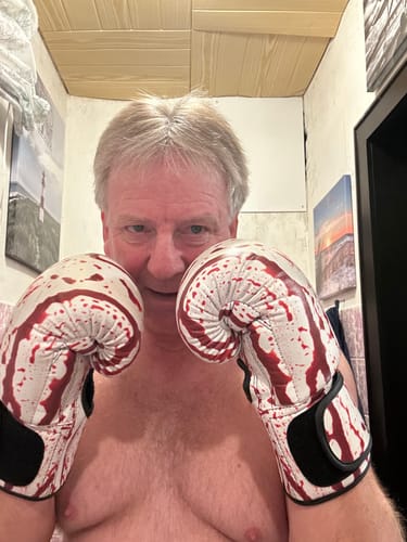 Customer photo review of Dripping Blood Print Boxing Gloves