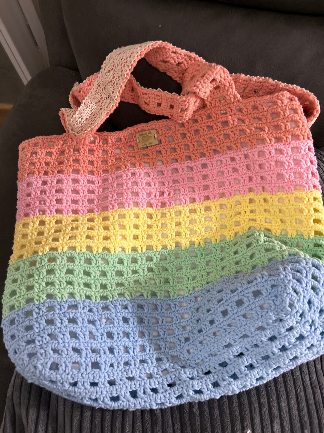 Customer photo review of CrochetPark™ Rainbow Waffle Tote crochet kit