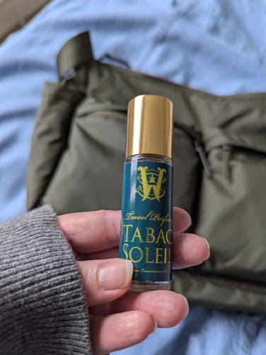 Customer photo review of Tabac Soleil