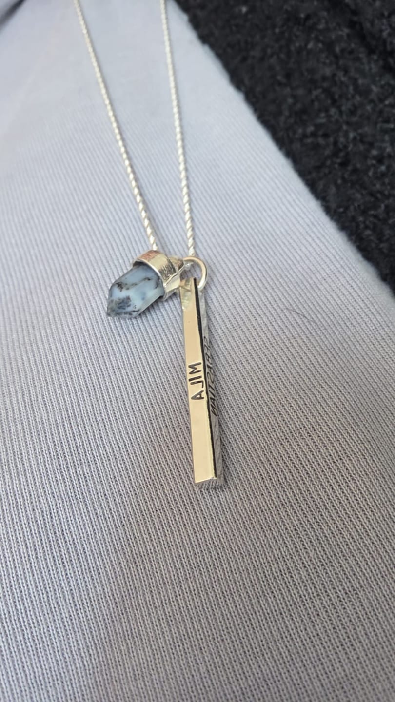 Customer photo review of Colgante mini Lingote Personalizado