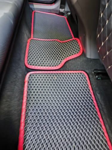 Customer photo review of Dywaniki samochodowe na zamówienie - Przód i tył