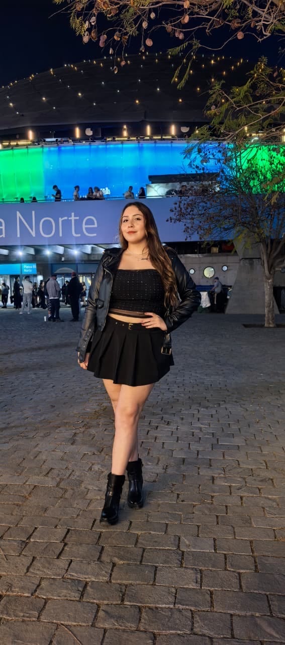 Customer photo review of Botin Taco Negro Mujer 56051