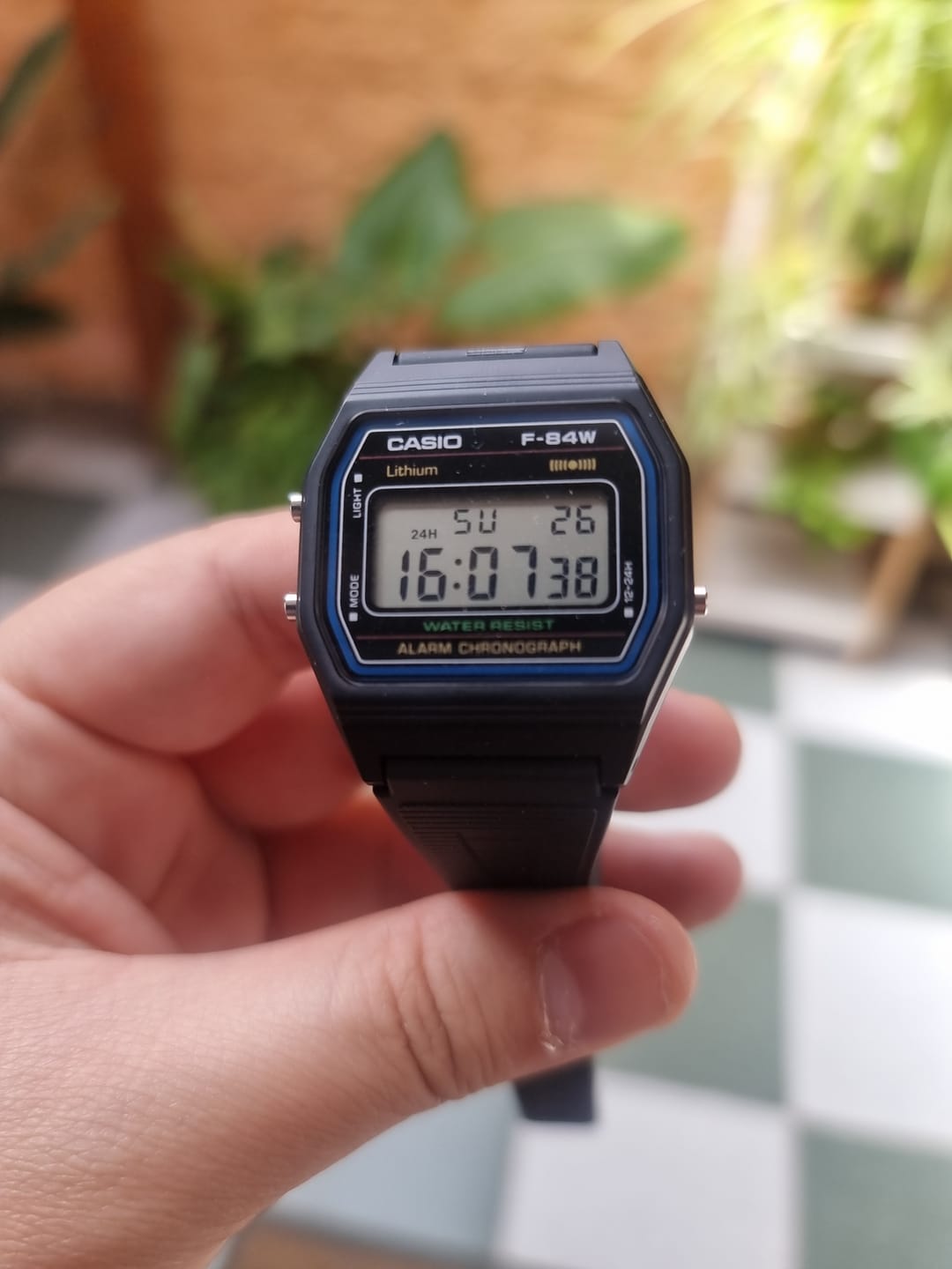Customer photo review of Reloj Casio Vintage F-84W-1 Mercado Japonés JDM