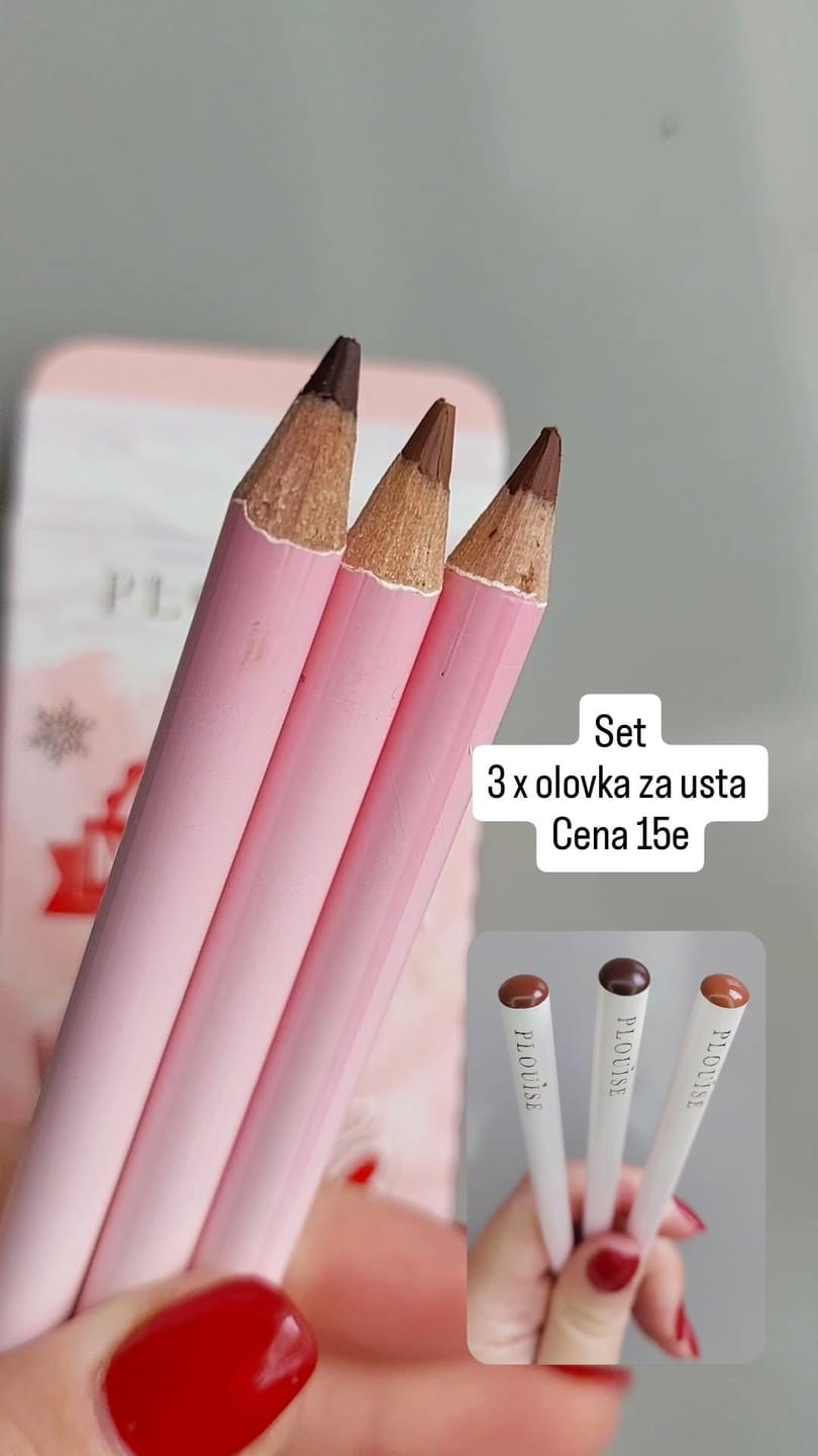 Customer photo review of P.Louise Lip Liner Trio Sets
