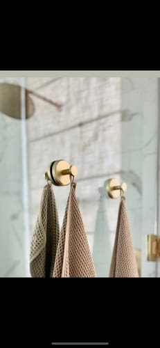 Customer photo review of ROHA SUCTION HOOKS 4X