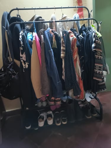 Customer photo review of Perchero Doble para Ropa y Calzado | MaxRack