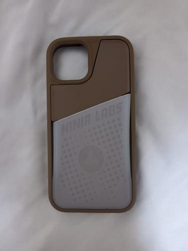 Customer photo review of iPhone 16