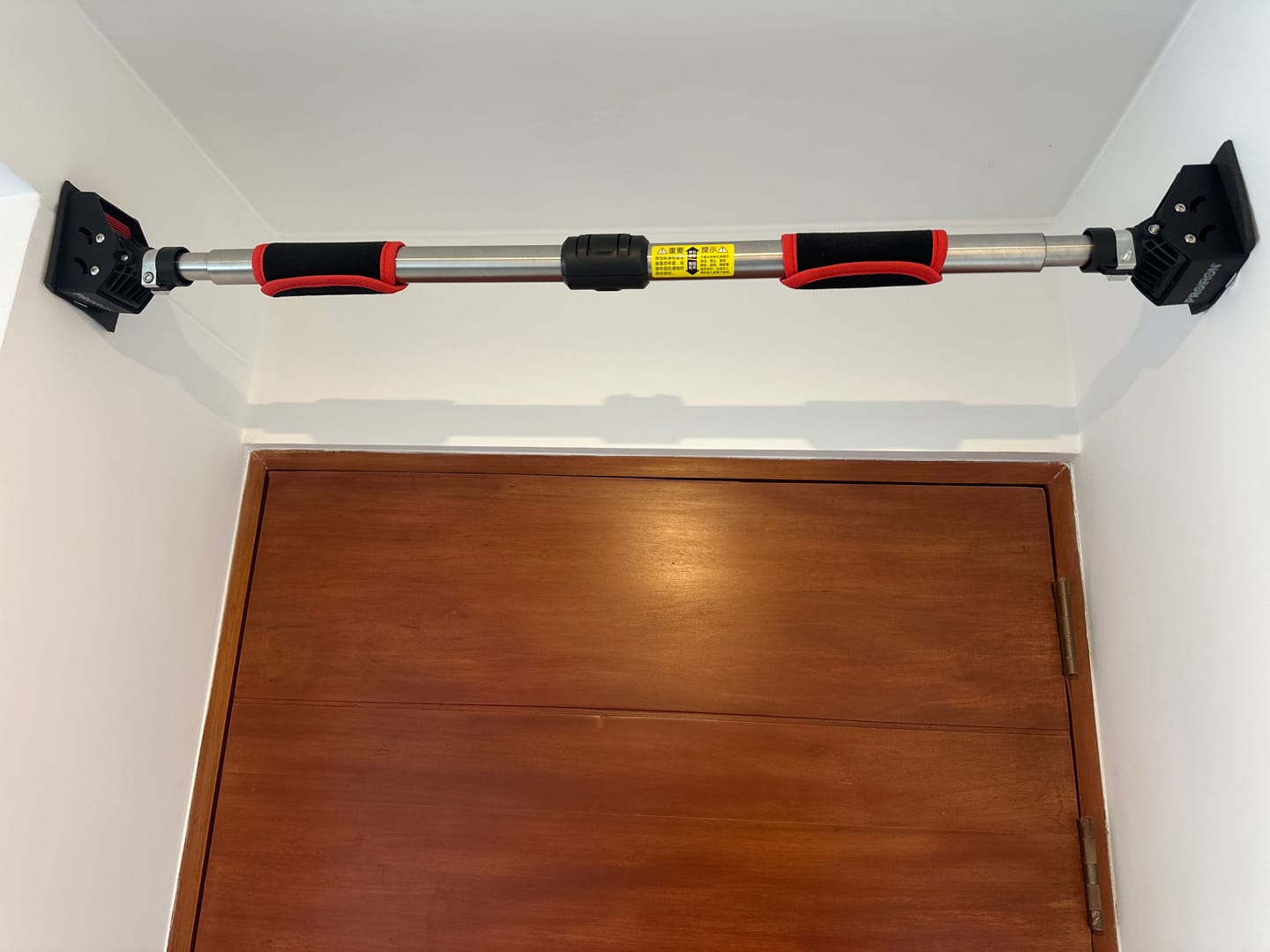Customer photo review of Barra para Dominadas y Calistenia Pull UP
