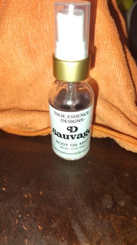 Customer photo review of CHNL103 ALLURE Body Oil Mist - Men