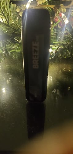 Customer photo review of Breeze Pro Disposable Vape