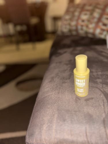 Customer photo review of [Nut-Free] Sweet Ginger Dry Oil for Sensitive Skin
