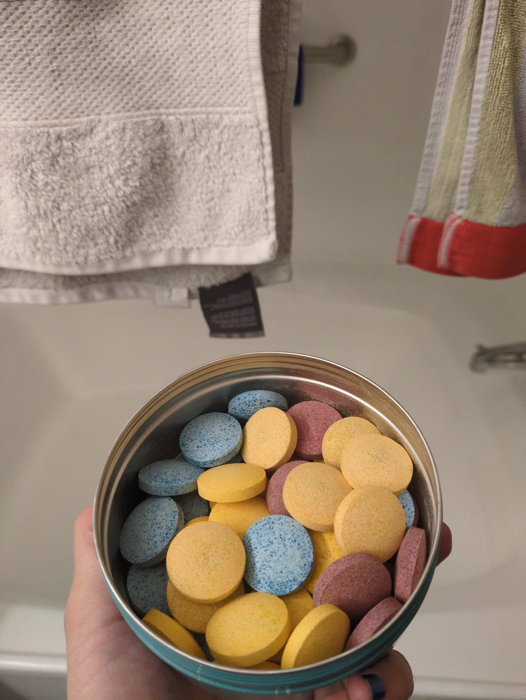 Customer photo review of Honeysticks Bath Drops