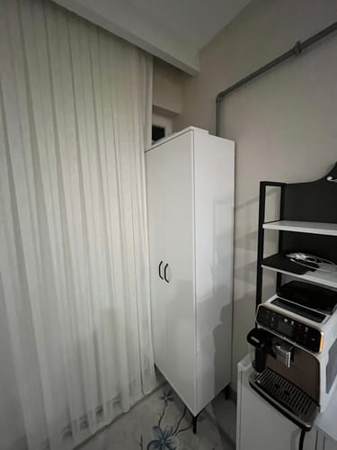 Customer photo review of Rani JE148 Kahve Köşesi Çok Amaçlı Dolap 6 Kapaklı 1 Çekmeceli Kiler Mutfak Dolabı Beyaz