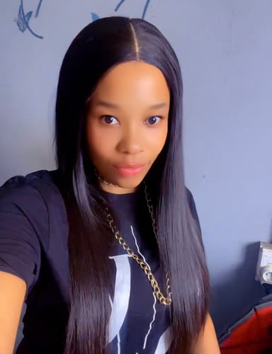 Customer photo review of Vietnamese SDD Bone Straight Ombre Choc Brown