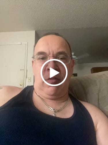 Customer video review of Pop On Veneers with Impression Kit