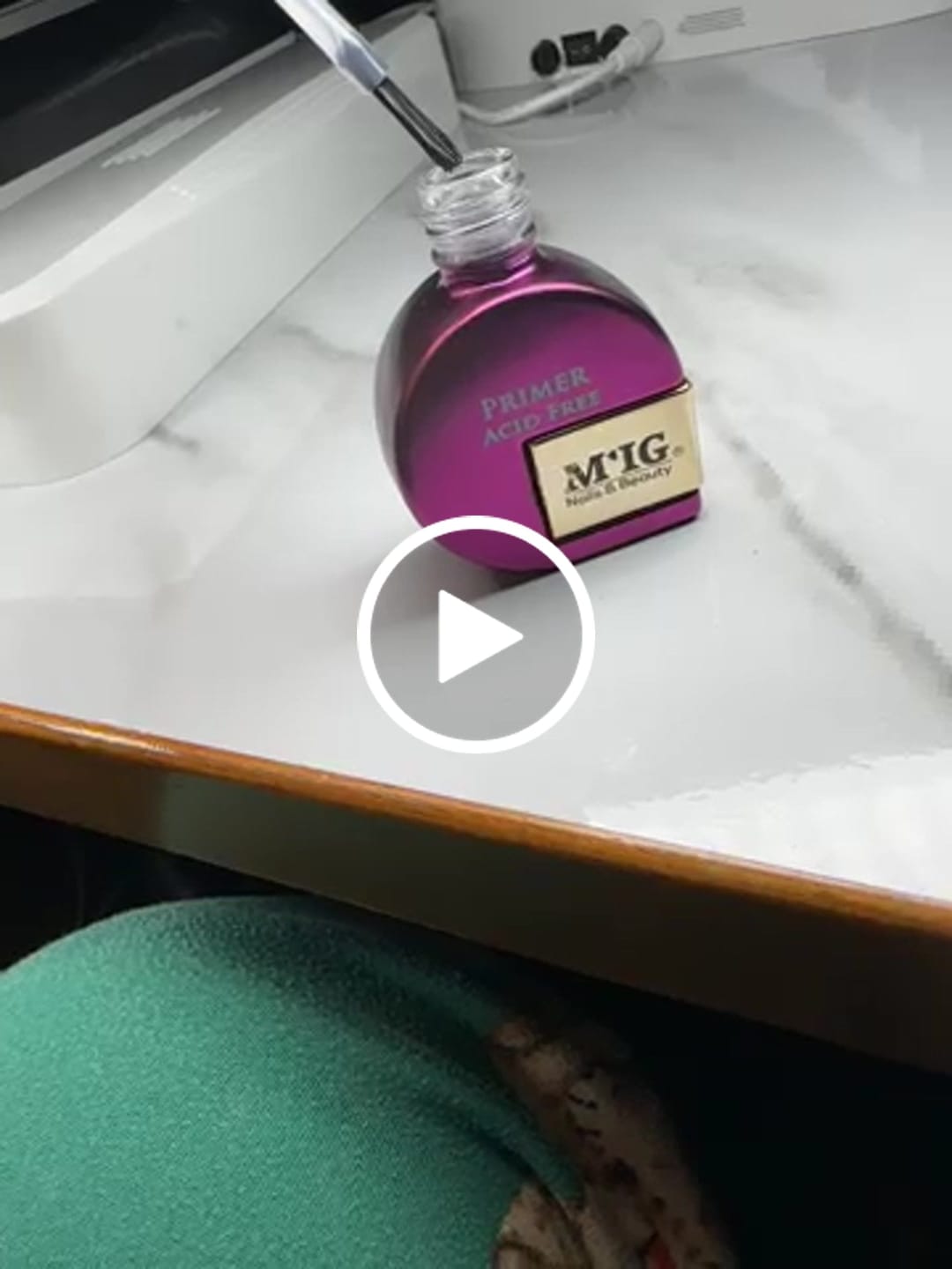 Customer video review of Primer Acid Free