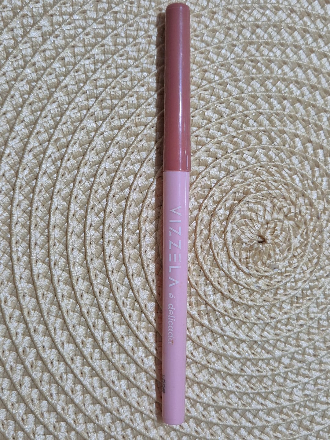 Customer photo review of Lapiseira Labial - Lipliner