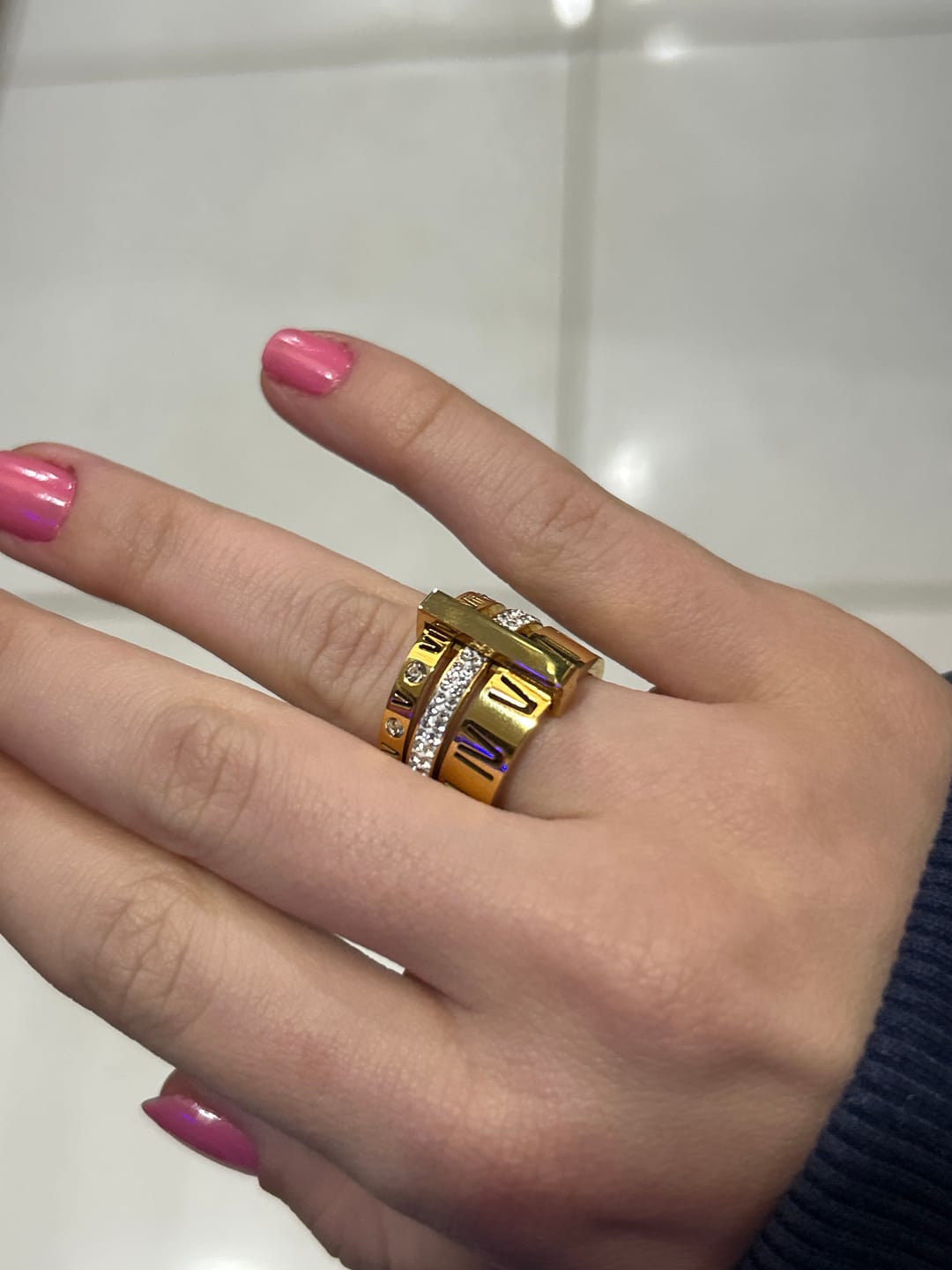 Customer photo review of Anel Triplo Beout Banhado em Ouro 18k