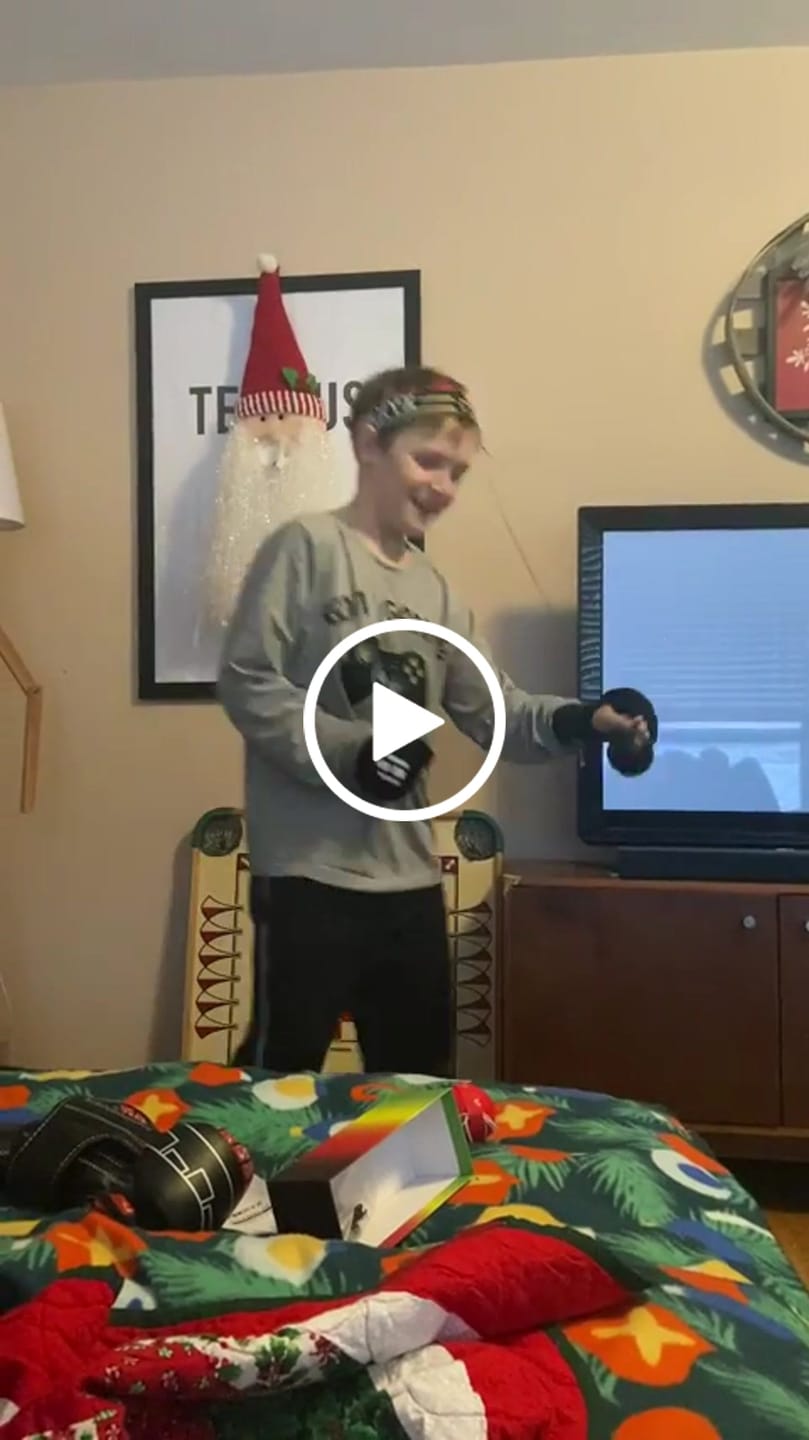 Customer video review of TEKXYZ Boxing Reflex Ball - 3 Difficulty Levels
