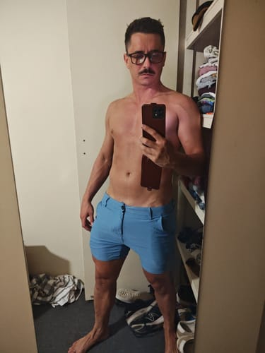 Customer photo review of Ultra-Stretch 5" Chino Shorts - Sky Blue