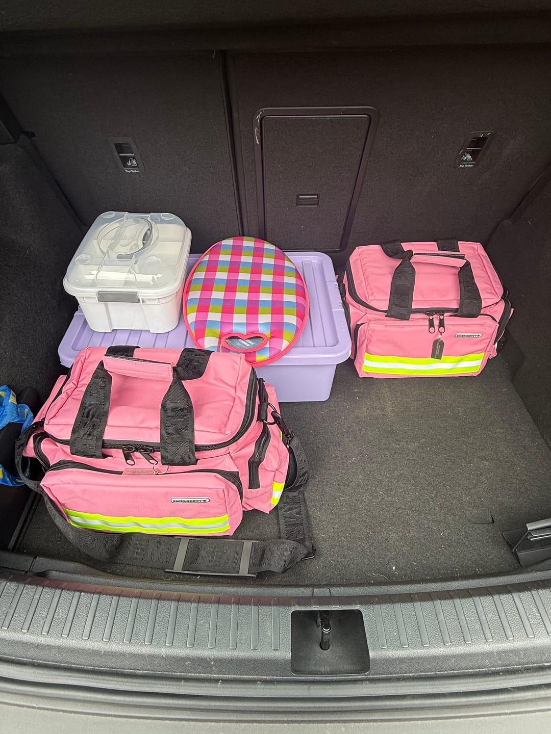 Customer photo review of Elite Light Emergency Bag - Pink Polyester