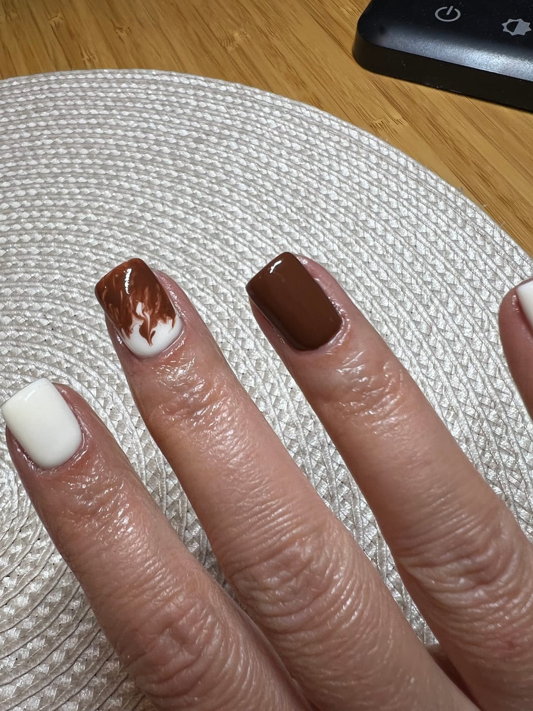 Customer photo review of Semilac 941 Hot Chocolate UV Gel Polish