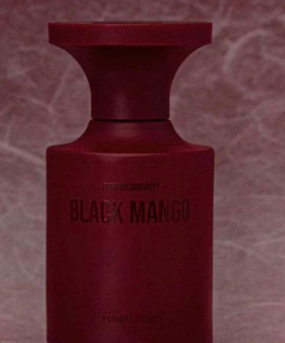 Customer photo review of BORN TO STAND OUT - BLACK MANGO