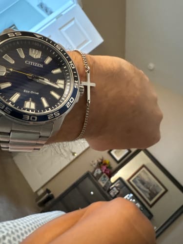 Customer photo review of CROSS BRACELET | Silver