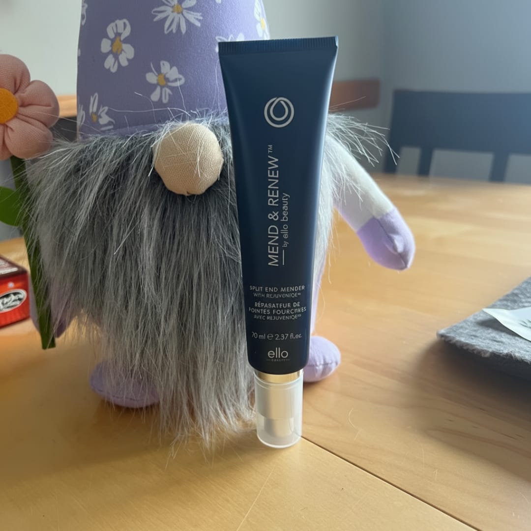Customer photo review of Mend & Renew Split End Serum