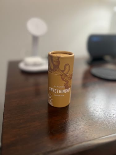 Customer photo review of Sweet Ginger Vapor Rub