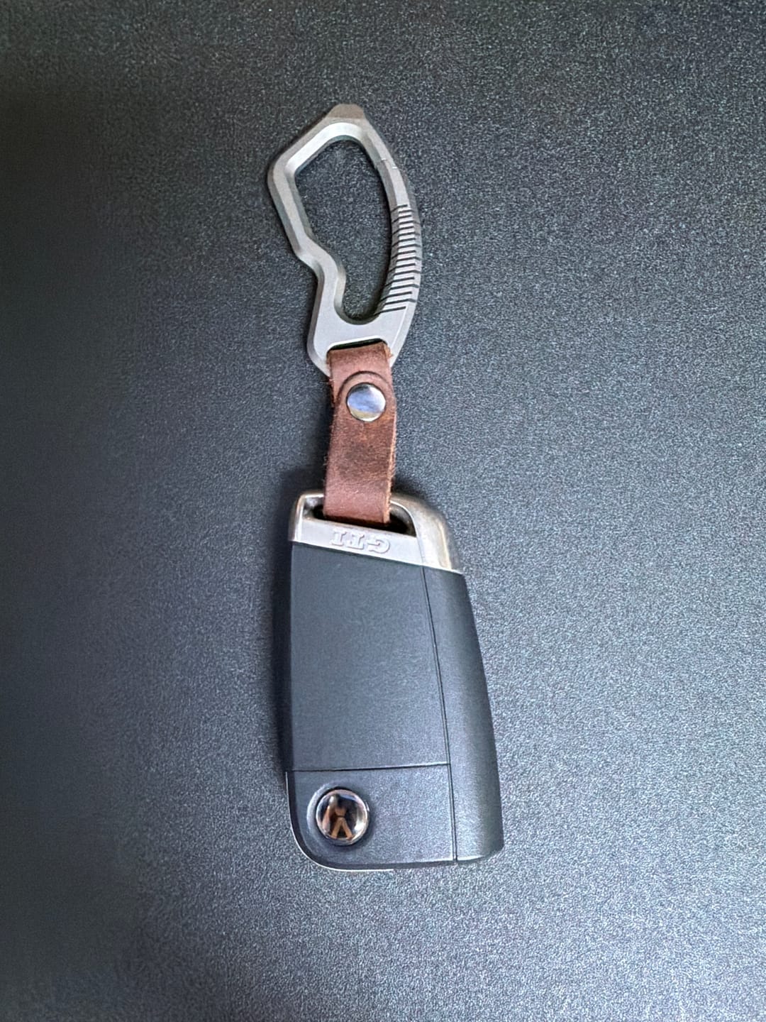 Customer photo review of 80Eighty®  Titanium Carabiner Keychain