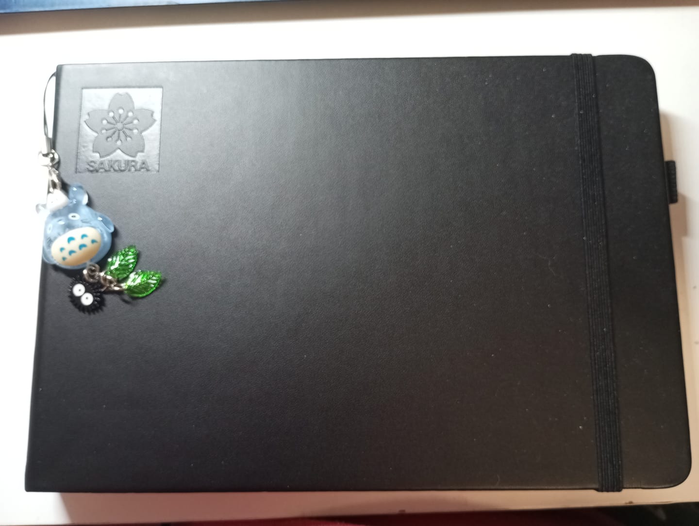 Customer photo review of Sakura Sketch Note Book - Sketchbook Papel Blanco/Crema 80 Hojas, 140 g/m2