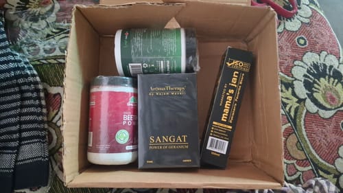 Customer photo review of Red Organic Beetroot Powder – Better Heart Health, Healthy Blood Pressure, Healthy Blood Circulation, Perfect Skin & Lip Care (Chukandar Powder) [چکندر]