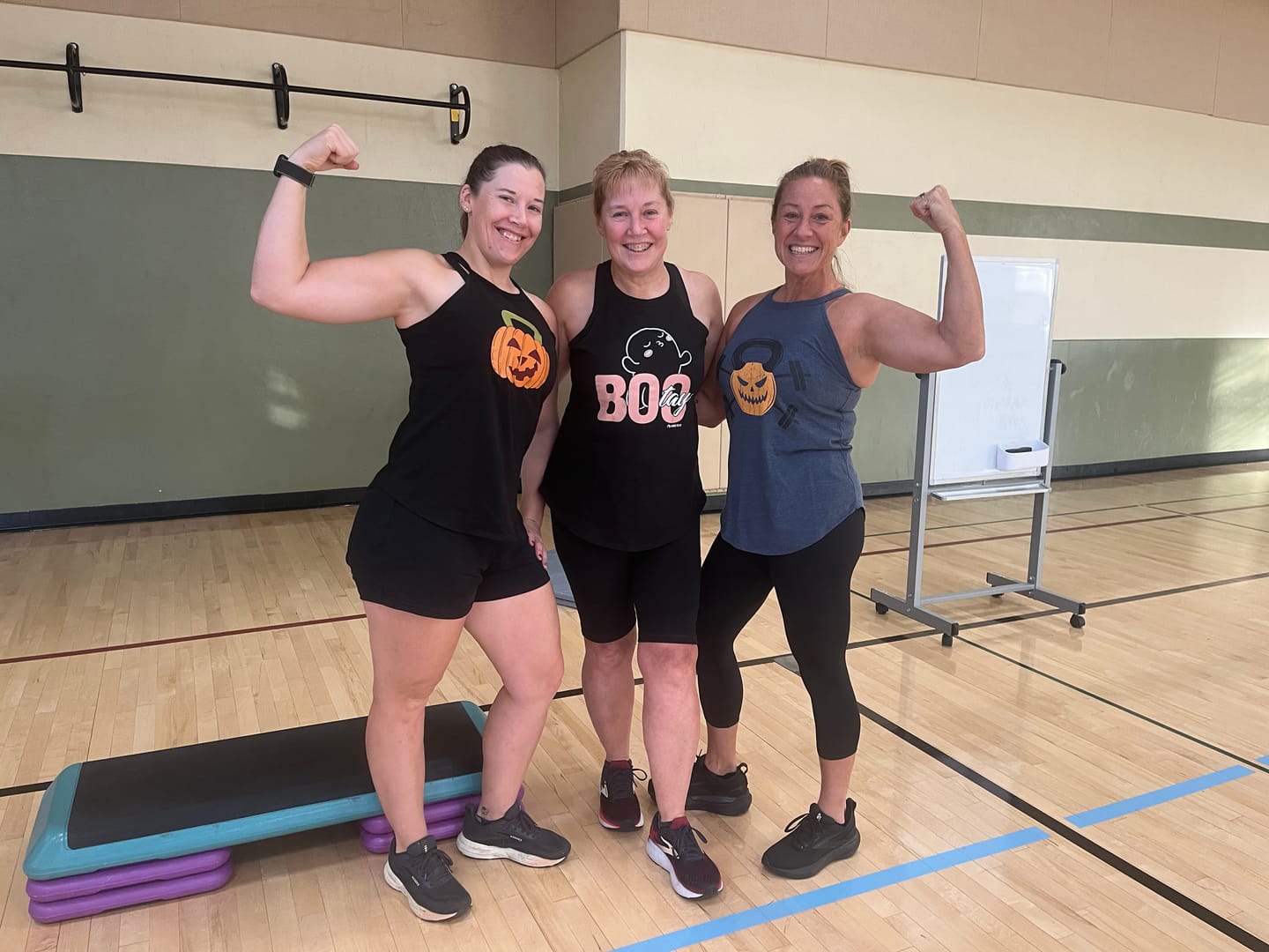 Customer photo review of Pumpkin & Weights Rocker Tank