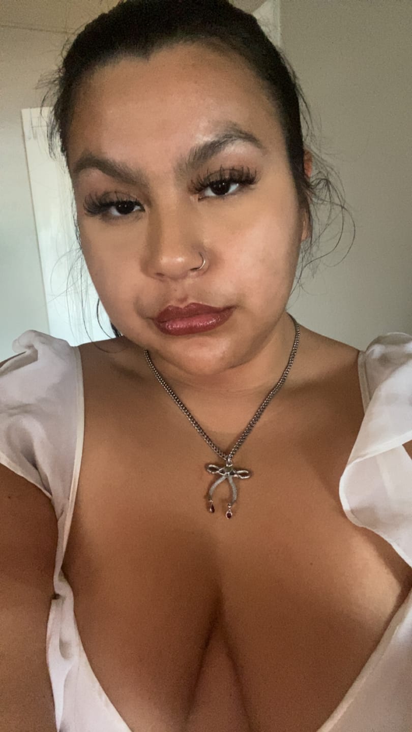 Customer photo review of EVE'S PENDANT