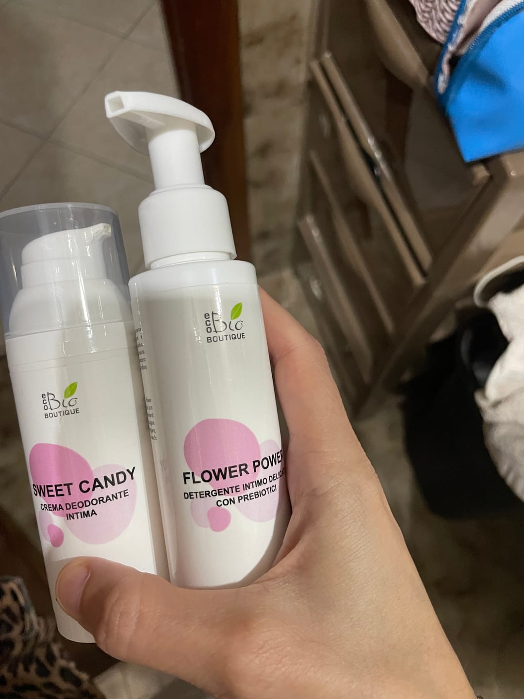 Customer photo review of V Skincare Kit