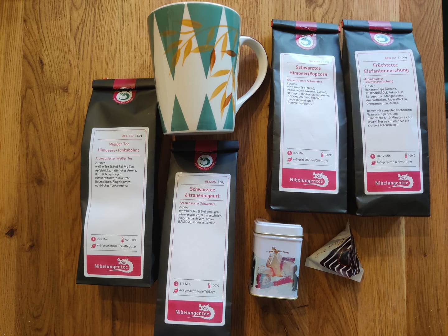 Customer photo review of WundertüTee