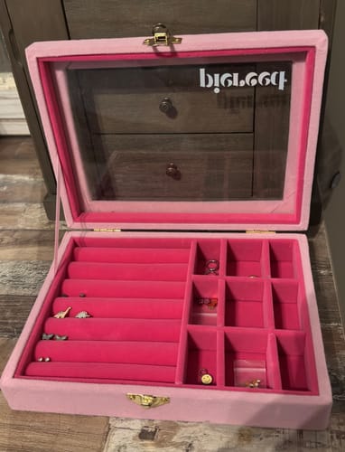 Customer photo review of IMPERFECT Jewelry Box (FINAL SALE)