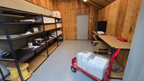 Customer photo review of REIBII 48.2"W x 24“D Garage Storage Shelves, 3000LBS Heavy Duty Metal Shelving for Basement Warehouse Commercial